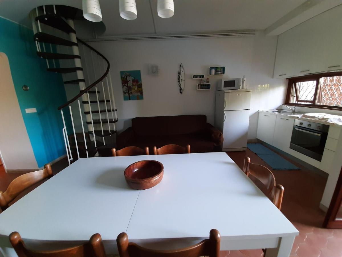 Appartamento Genziana - Con Vista Piscina E Garage Sirmione Dış mekan fotoğraf